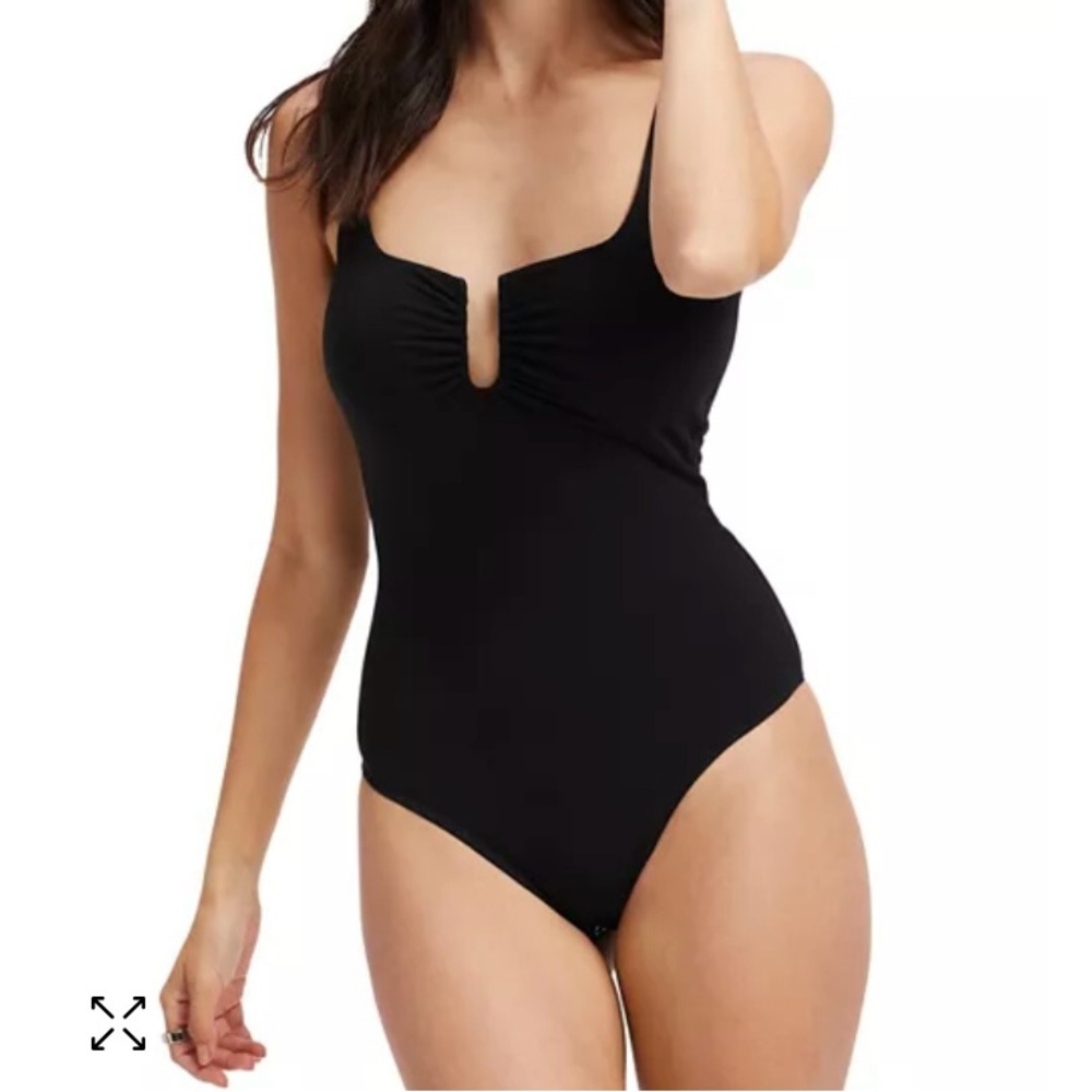 Good American black bodysuit NWT